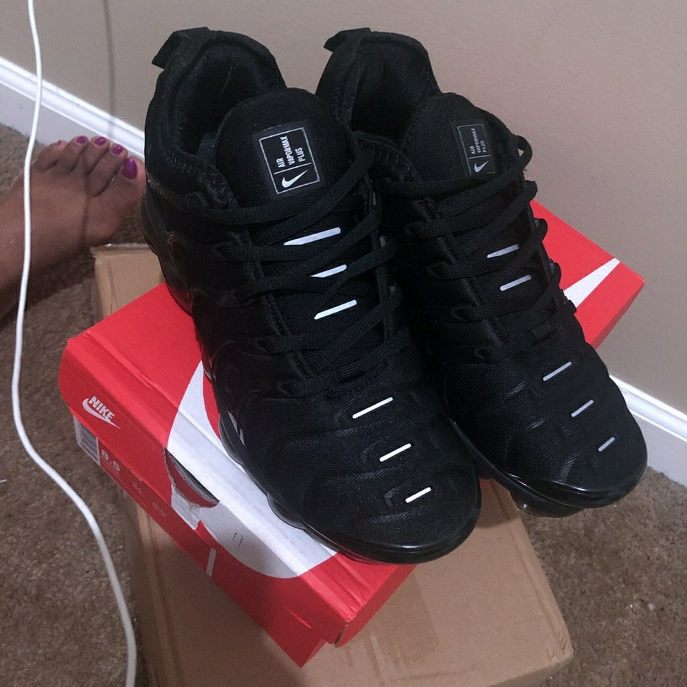 SOLD Women's Nike Vapormax